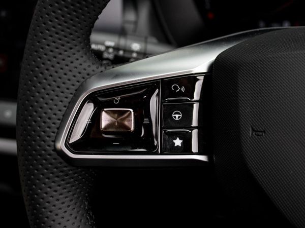 2026-MG-ZS-PRO-15T-Com-CVT-Auto image:10