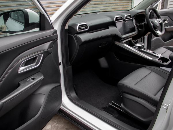 2026-MG-ZS-PRO-15T-Com-CVT-Auto image:18