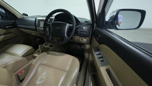 2012-Ford-Everest-30-TDCi-XLT image:8