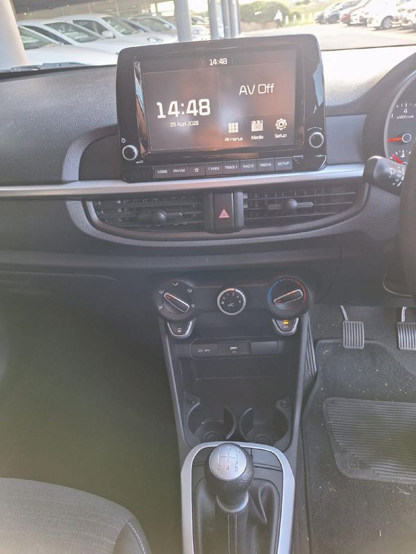 2023-Kia-Picanto-10-Street image:9