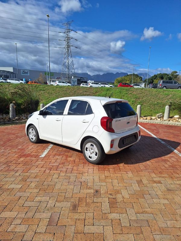 2023-Kia-Picanto-10-Street image:5