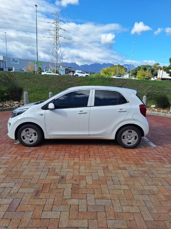 2023-Kia-Picanto-10-Street image:6