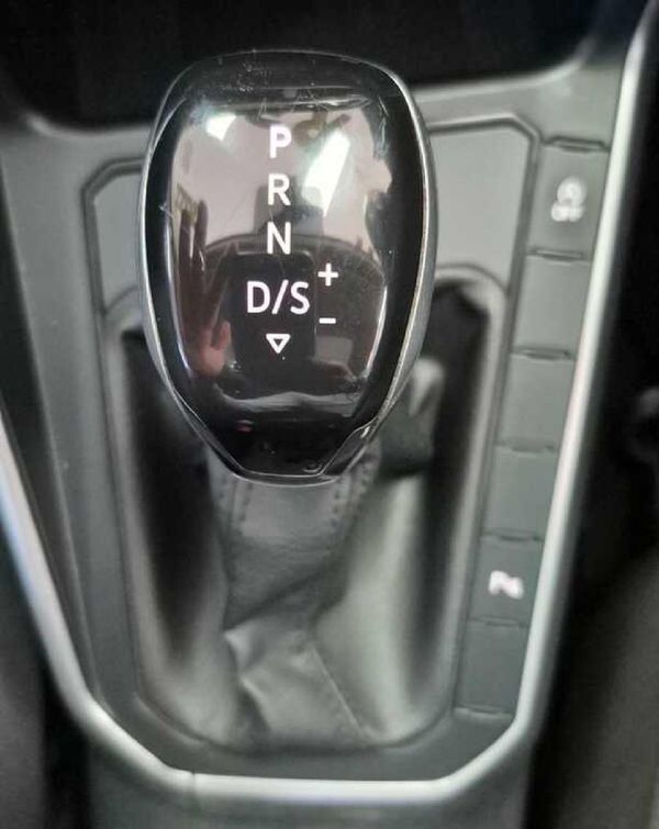 2022-Volkswagen-Polo-10-TSI-Life-Auto-DSG image:13