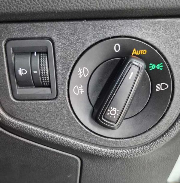 2022-Volkswagen-Polo-10-TSI-Life-Auto-DSG image:17