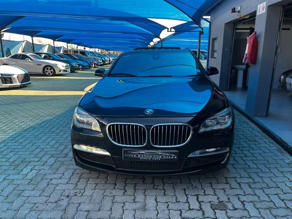 2015-BMW-7-Series-750Li-M-Sport image:2