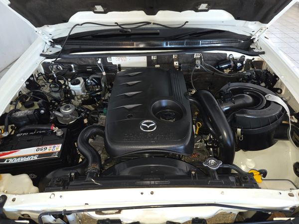 2010-Mazda-BT-50-3000-CRDI-SLX-Drifter-4x2-Freestyle-Cab image:10