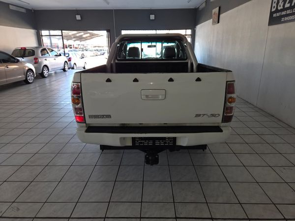 2010-Mazda-BT-50-3000-CRDI-SLX-Drifter-4x2-Freestyle-Cab image:5