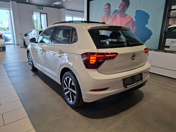 2026-Volkswagen-Polo-10-TSI-Life image:2