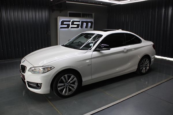 2016-BMW-2-Series-220i-Coupe-Sport-Auto image:2