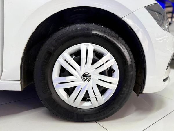 2020-Volkswagen-Polo-10-TSI-Trendline image:15