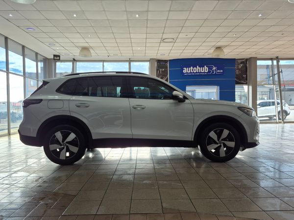 2025-Volkswagen-Tiguan-14TSI-Life image:5