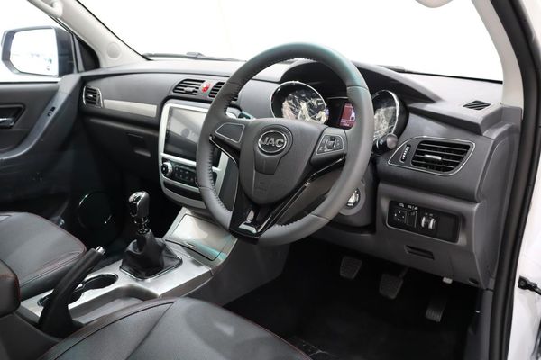 2026-JAC-T6-20-CTI-Lux-Single-Cab image:10