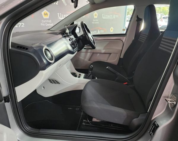 2017-Volkswagen-Up-Move-Up-10-5-dr image:22