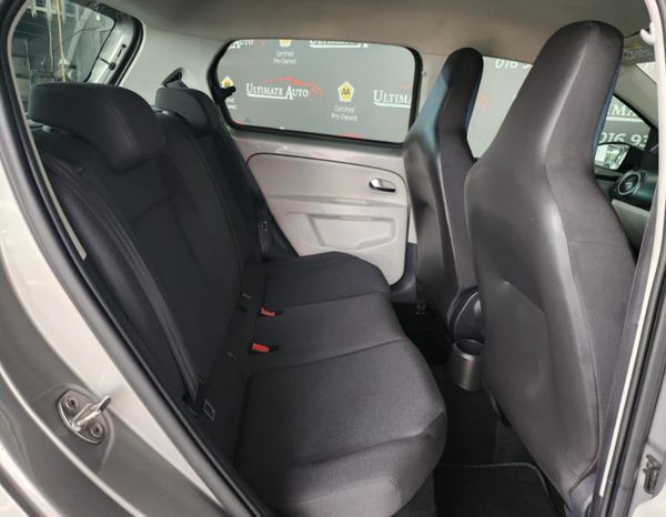 2017-Volkswagen-Up-Move-Up-10-5-dr image:26