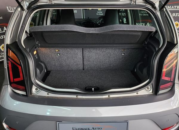2017-Volkswagen-Up-Move-Up-10-5-dr image:6