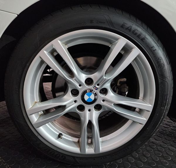 2018-BMW-3-Series-318i-M-Sport-Auto image:11