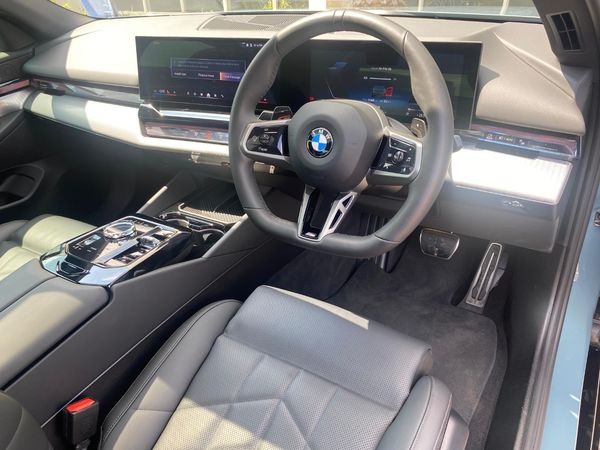 2025-BMW-5-Series-520d-M-Sport-Pro image:15