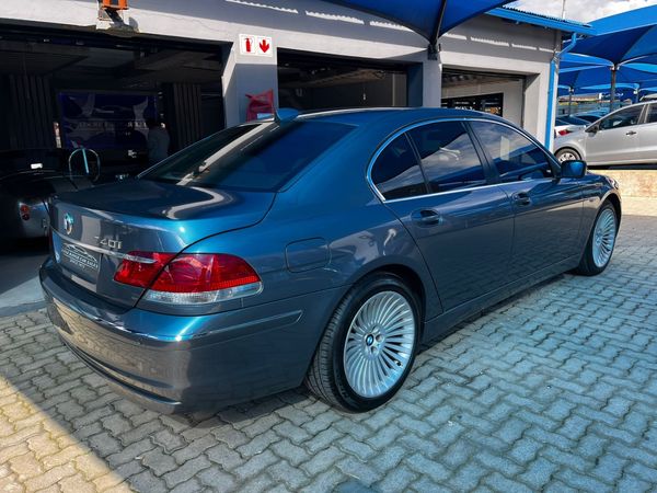 2005-BMW-7-Series-740i image:3