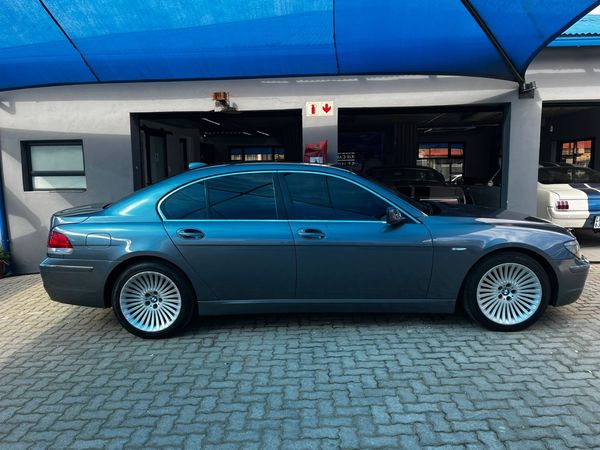 2005-BMW-7-Series-740i image:7