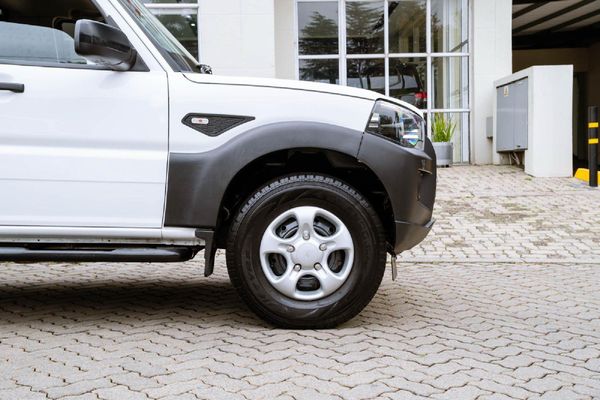 2023-Mahindra-Pik-Up-22-mHawk-S4-Dropside image:12