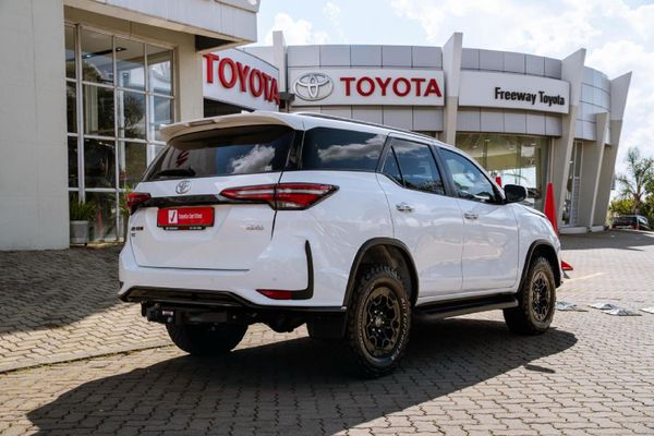 2025-Toyota-Fortuner-28-GD-6-4x4-VX-Auto image:18