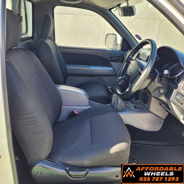 2010-Mazda-BT-50-25-TDi-Drifter-SLX-Single-Cab image:3