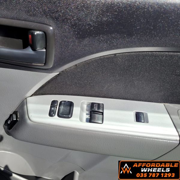 2010-Mazda-BT-50-25-TDi-Drifter-SLX-Single-Cab image:8