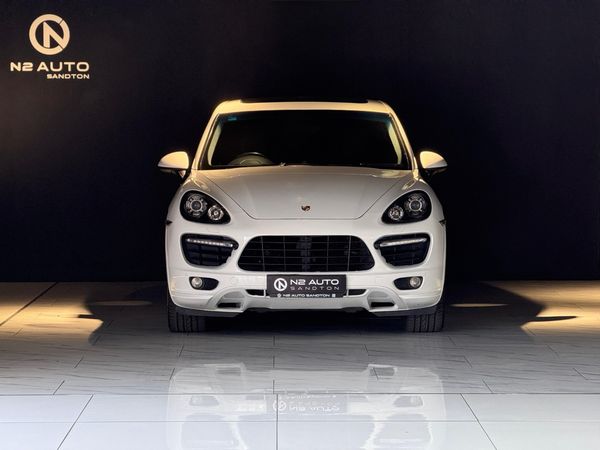 2014-Porsche-Cayenne-GTS-Auto image:2