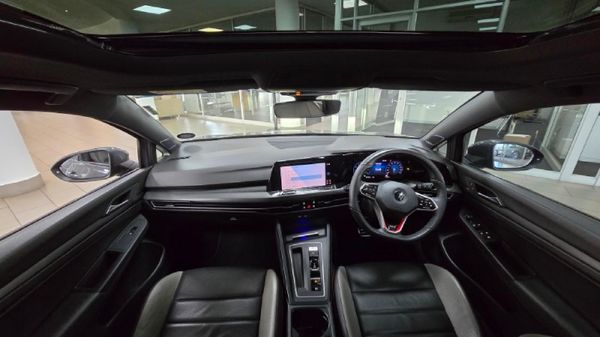 2022-Volkswagen-Golf-8-GTI-20-TSI-Auto image:15