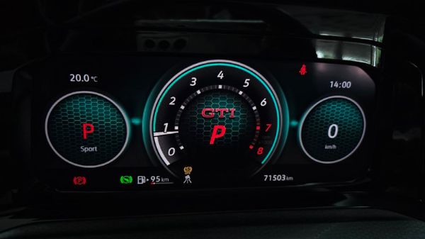 2022-Volkswagen-Golf-8-GTI-20-TSI-Auto image:37