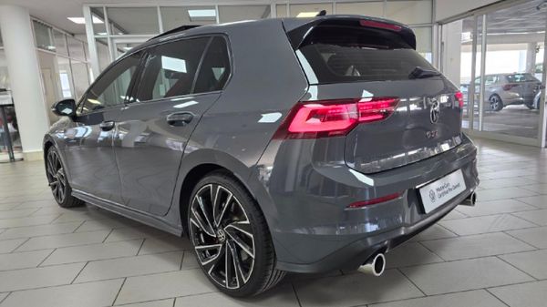2022-Volkswagen-Golf-8-GTI-20-TSI-Auto image:6