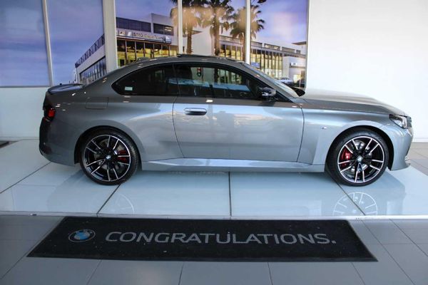 2026-BMW-2-Series-M240i-Auto image:3