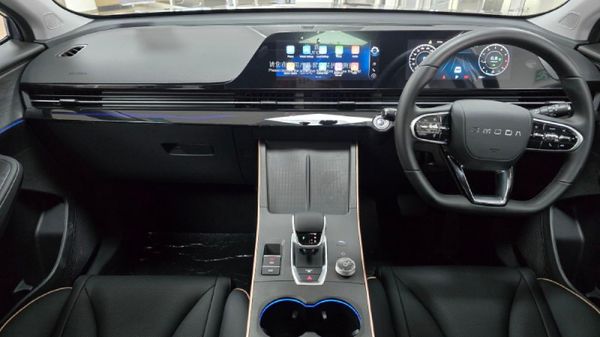 2026-Omoda-C5-15T-Luxury-X image:15