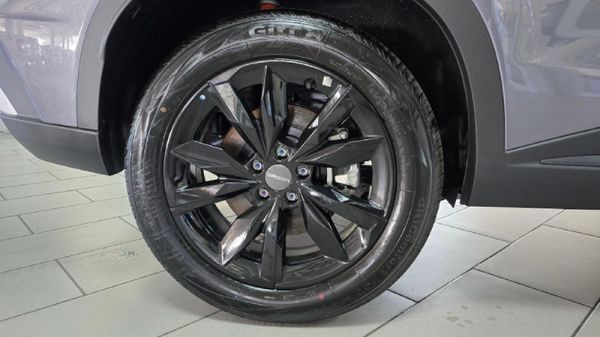2026-Omoda-C5-15T-Luxury-X image:38