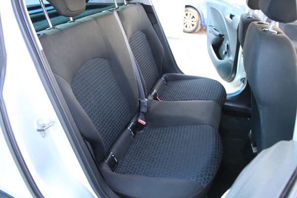 2015-Opel-Corsa-10T-EcoFlex-Enjoy-5-dr-85kW image:17