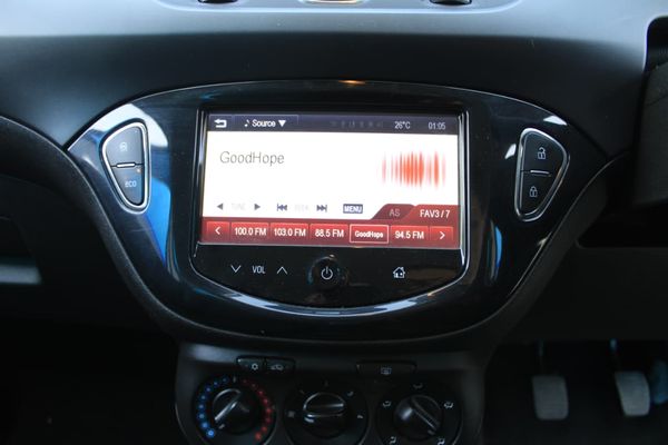 2015-Opel-Corsa-10T-EcoFlex-Enjoy-5-dr-85kW image:6