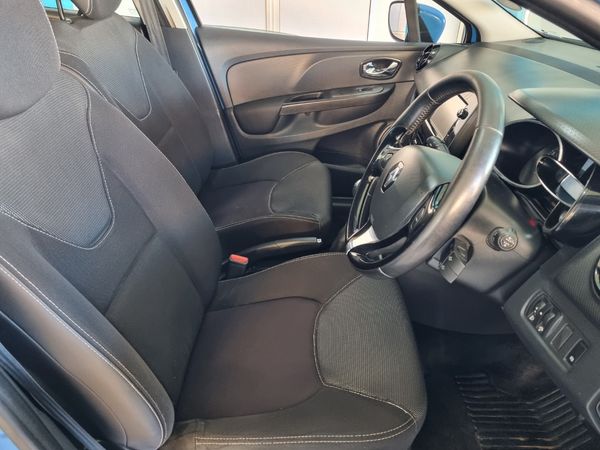 2015-Renault-Clio-IV-900T-Dynamique-5-dr-66kW image:2