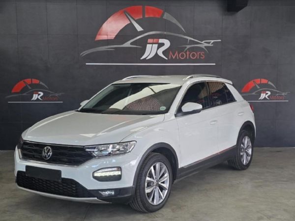 2022-Volkswagen-T-Roc-14-TSI-Design-Auto image:2