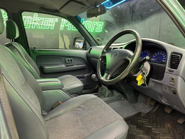 2002-Toyota-Hilux-2700i-Raider-Raised-Body-Double-Cab image:12