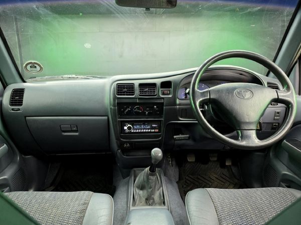 2002-Toyota-Hilux-2700i-Raider-Raised-Body-Double-Cab image:8