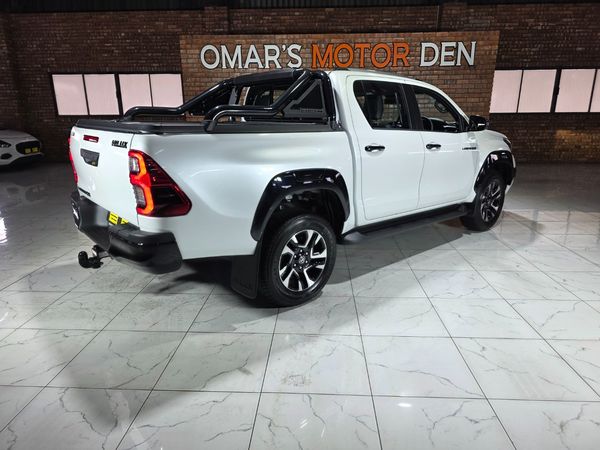 2026-Toyota-Hilux-28-GD-6-RB-Legend-55-Auto-Double-Cab image:3