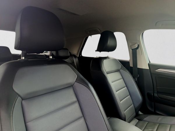 2024-Volkswagen-T-Roc-14-TSI-Design-Auto image:13