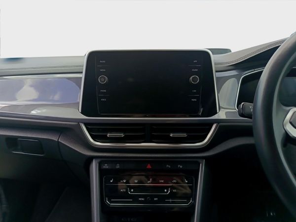 2024-Volkswagen-T-Roc-14-TSI-Design-Auto image:18