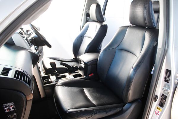 2010-Toyota-Land-Cruiser-Prado-30-TDI-VX-Auto image:13