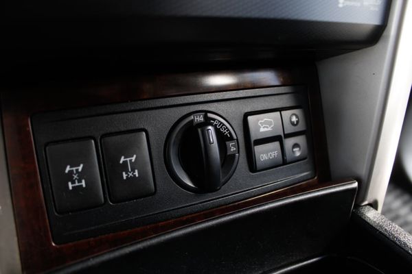 2010-Toyota-Land-Cruiser-Prado-30-TDI-VX-Auto image:20