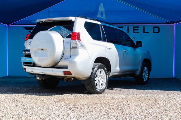 2010-Toyota-Land-Cruiser-Prado-30-TDI-VX-Auto image:3