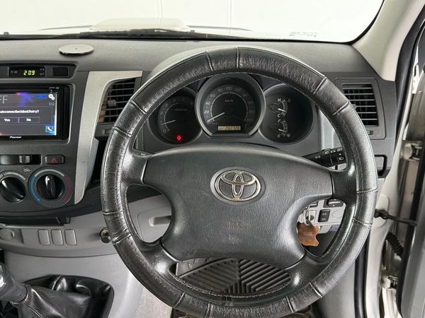 2008-Toyota-Hilux-30-D-4D-Raider-4x4-Double-Cab image:13