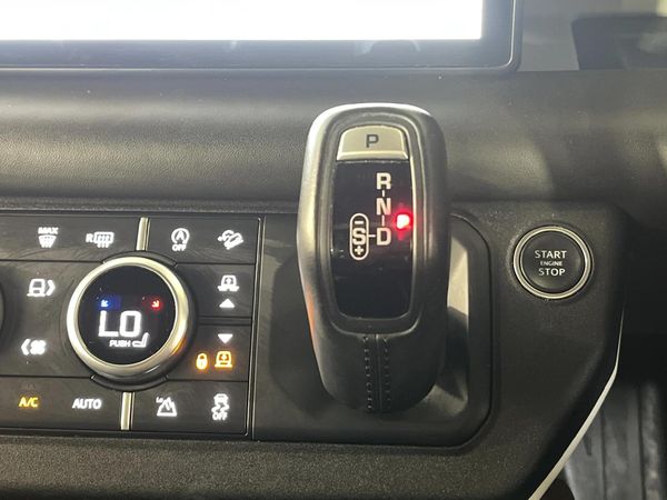 2022-Land-Rover-Defender-110-D300-HSE-X-Dynamic image:10