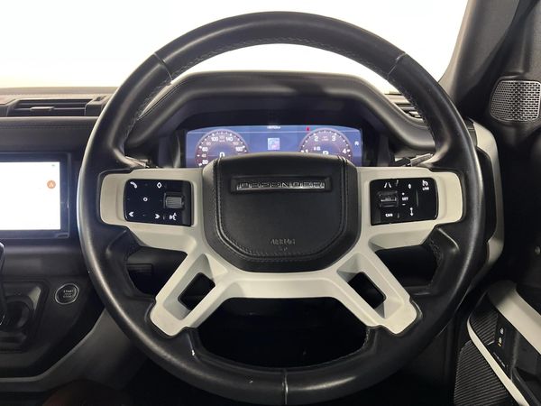 2022-Land-Rover-Defender-110-D300-HSE-X-Dynamic image:13