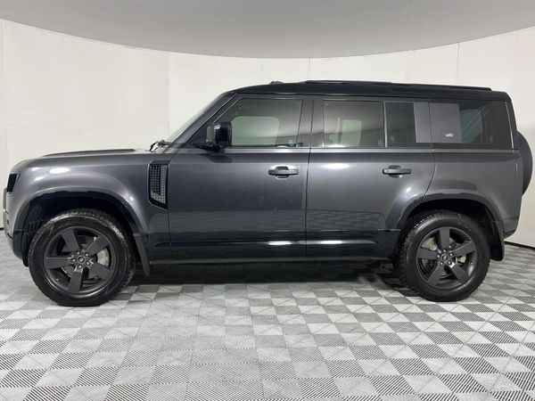 2022-Land-Rover-Defender-110-D300-HSE-X-Dynamic image:21